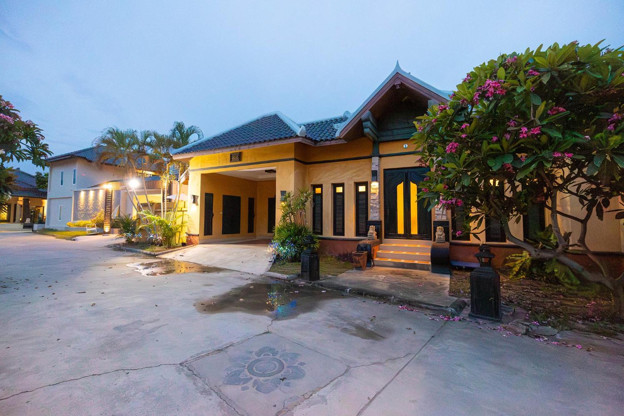 November T Pool 2 Villa *